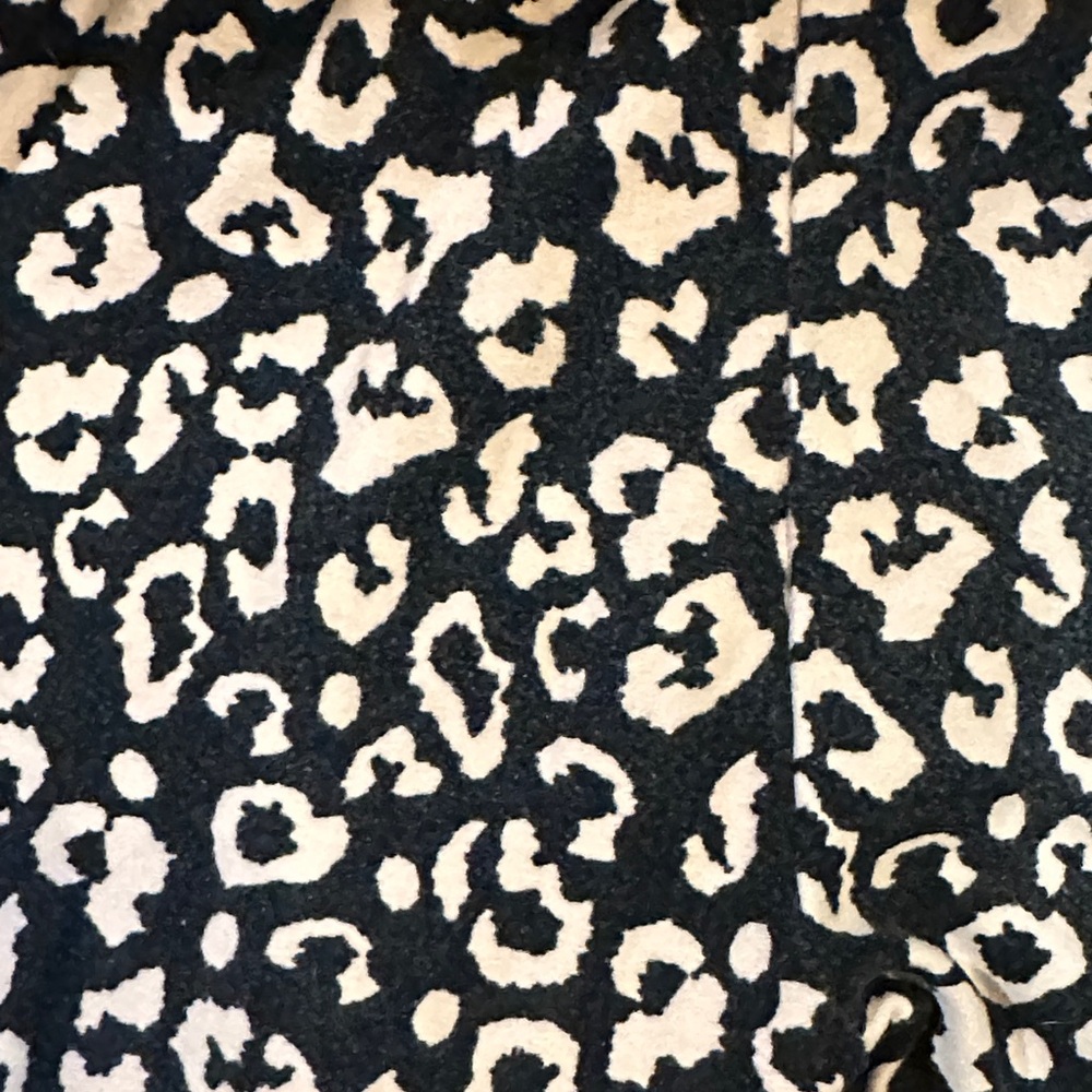 Dot Dot Smile Black and Cream Leopard Print Leggings - Picture 7 of 8